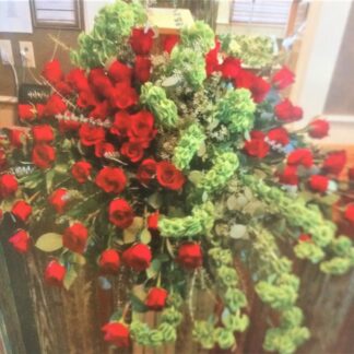 Rose Waterfall Casket Cover