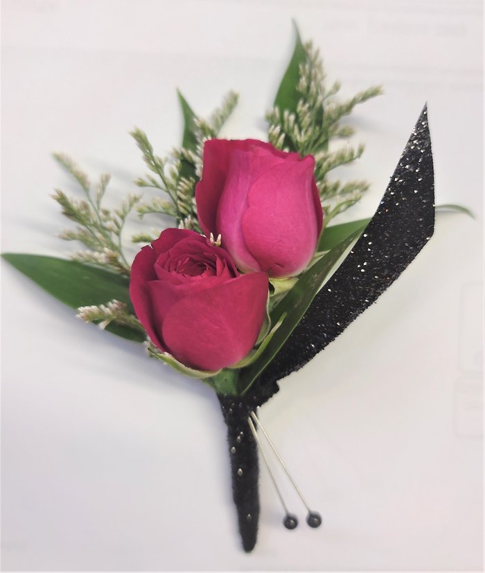 Colorful Double Rose Bout Standard