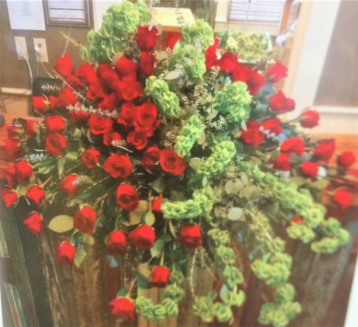 Rose Waterfall Casket Cover