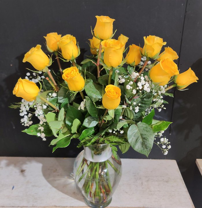 18 Roses - Pick Your Color