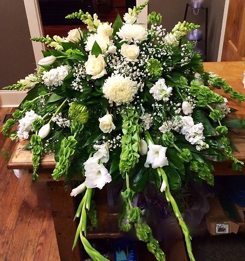 White Mixed Casket Cover