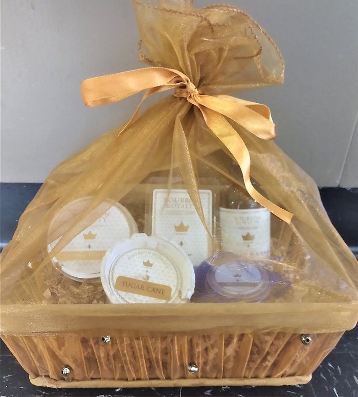 Bourbon Royalty Gift Basket