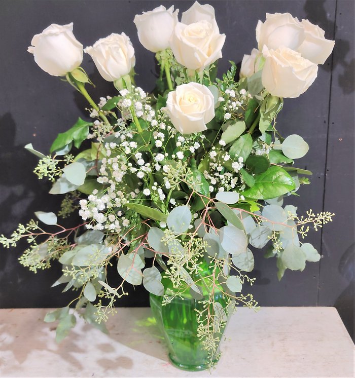 One Dozen White Roses