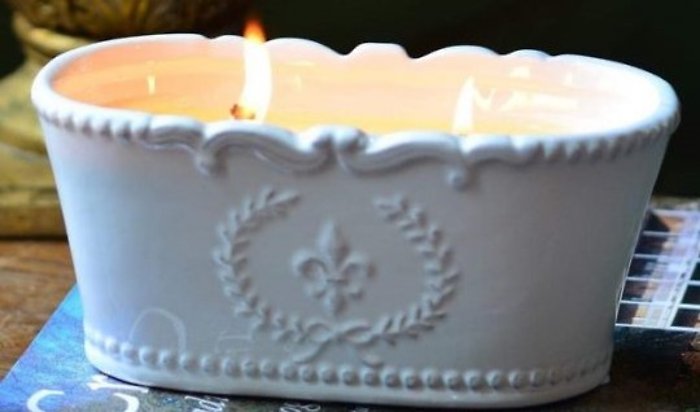 Bourbon Royalty Candles