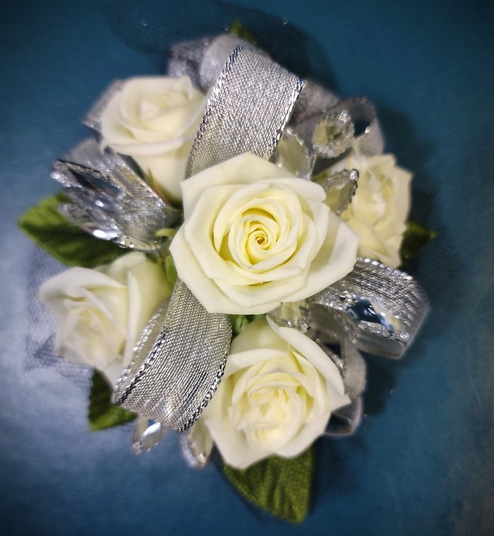 White Spray Roses Circular Wristlet Corsage