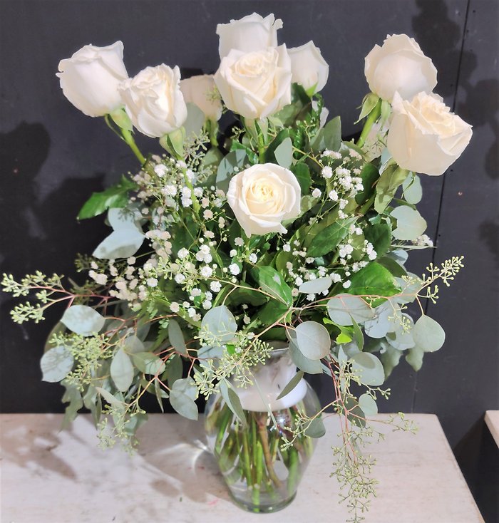 One Dozen White Roses