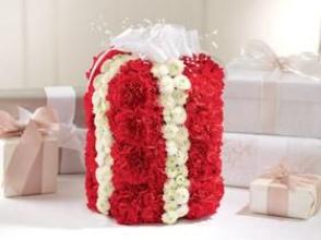 The Flower Jeweled Gift Table Arrangement