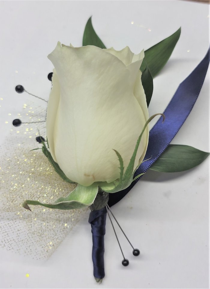 White Single Rose Boutonniere