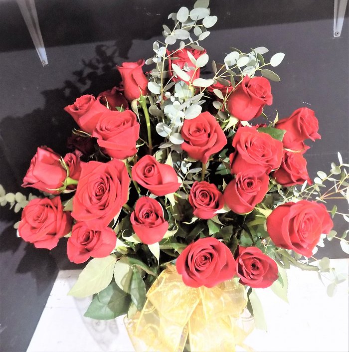 50 Red Roses